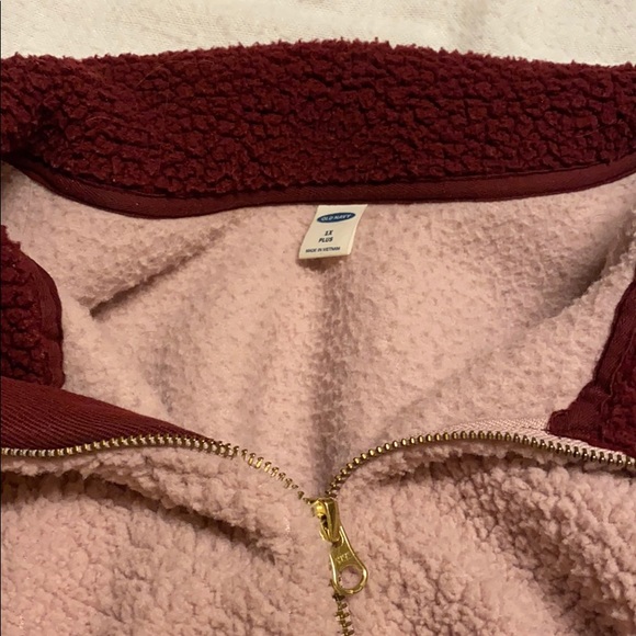 Fuzzy quarter-zip - Picture 4 of 4